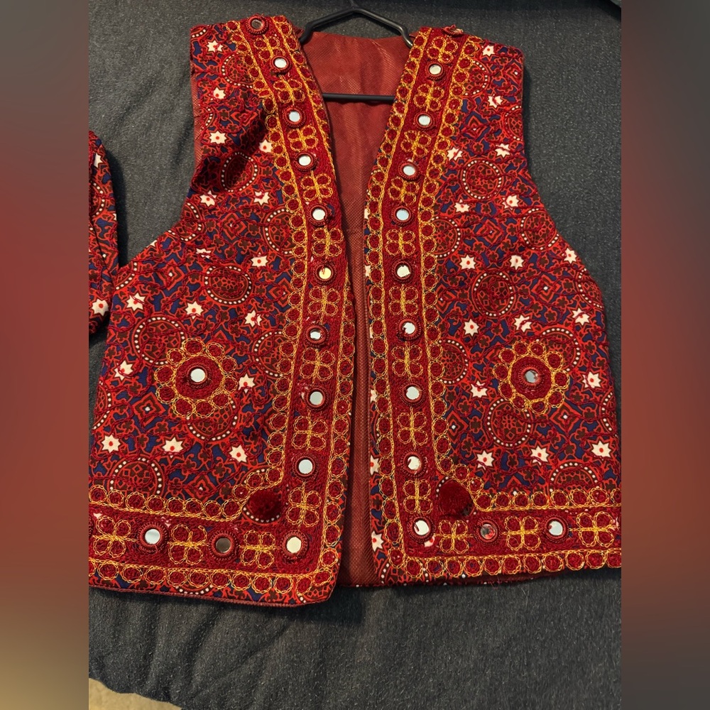 Kids 3-5 years old Embroidered Red traditional vest with cap.
